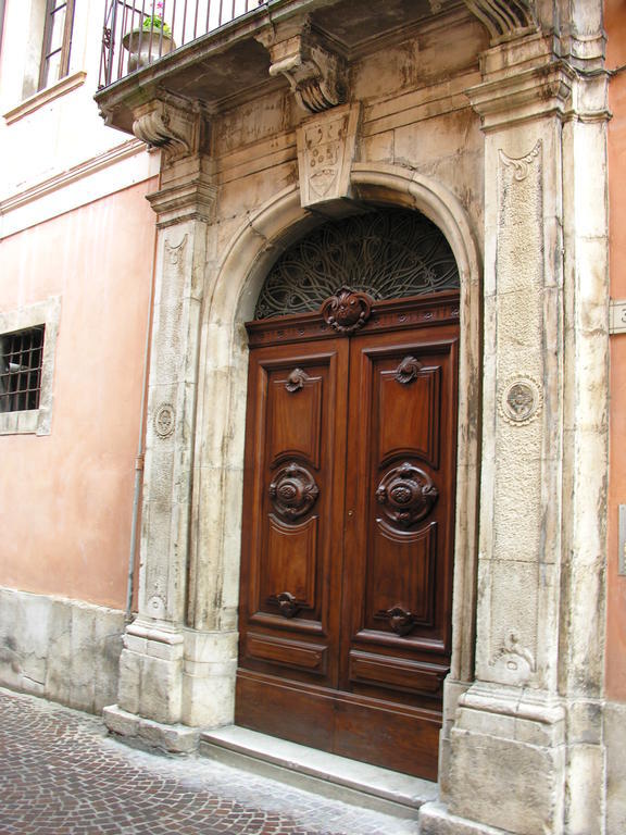 Palazzo Salini - Appartamento Familiare Sulmona Eksteriør bilde